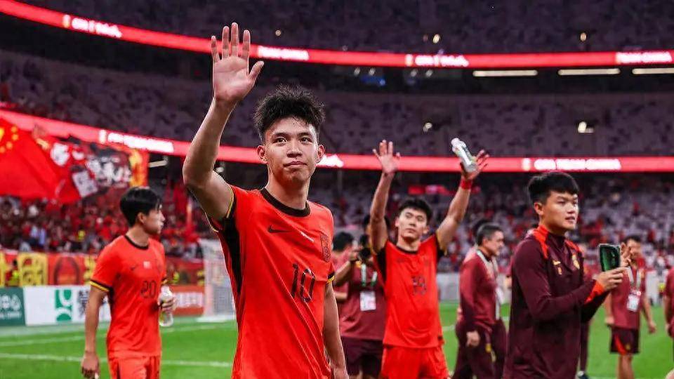 0-0绝平！U22国足战平澳洲晋级，主帅称“11兵马俑”引热议