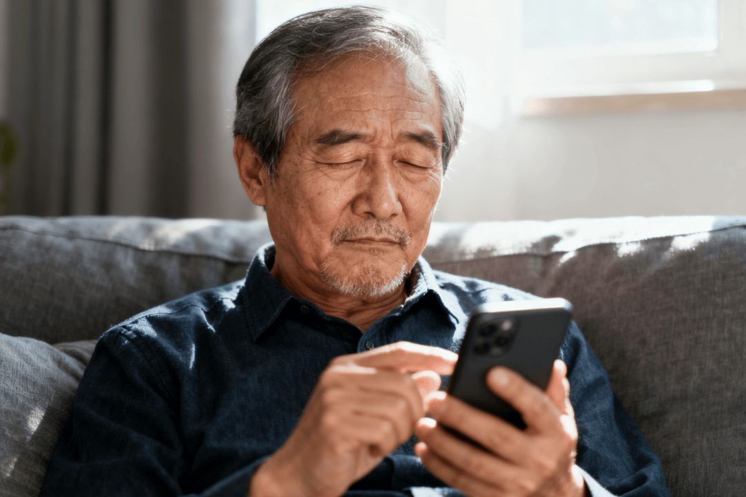 术后直呼“我想赶紧做第二只眼”！六旬大爷在厦门眼科中心漳州眼科医院清晰逆袭